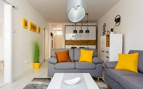 Flat White Apartment